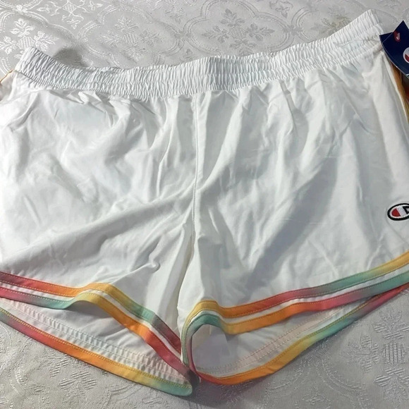 Champion women’s shorts L - Picture 3 of 16